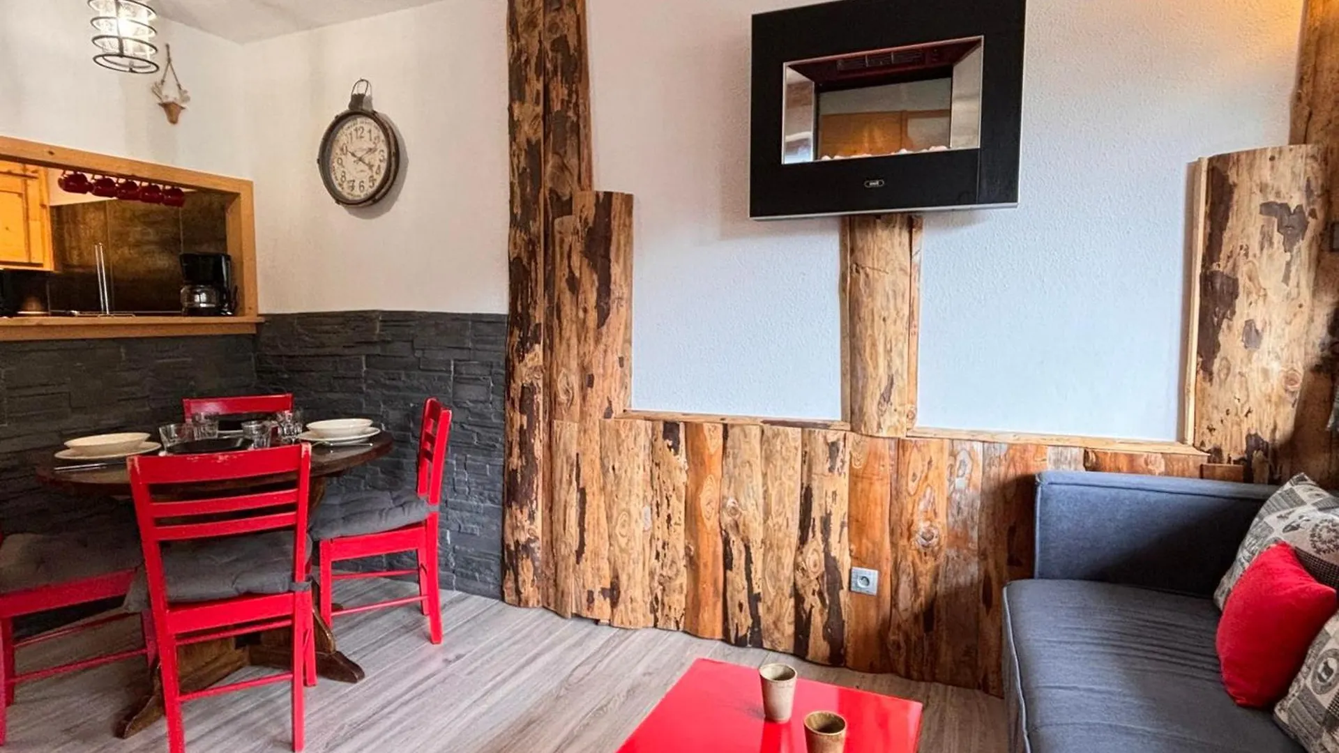 Apartment Appartement Renove 2 Pieces, Acces Direct Aux Pistes Et Proche Centre Station - Fr-1-634-75 Morzine