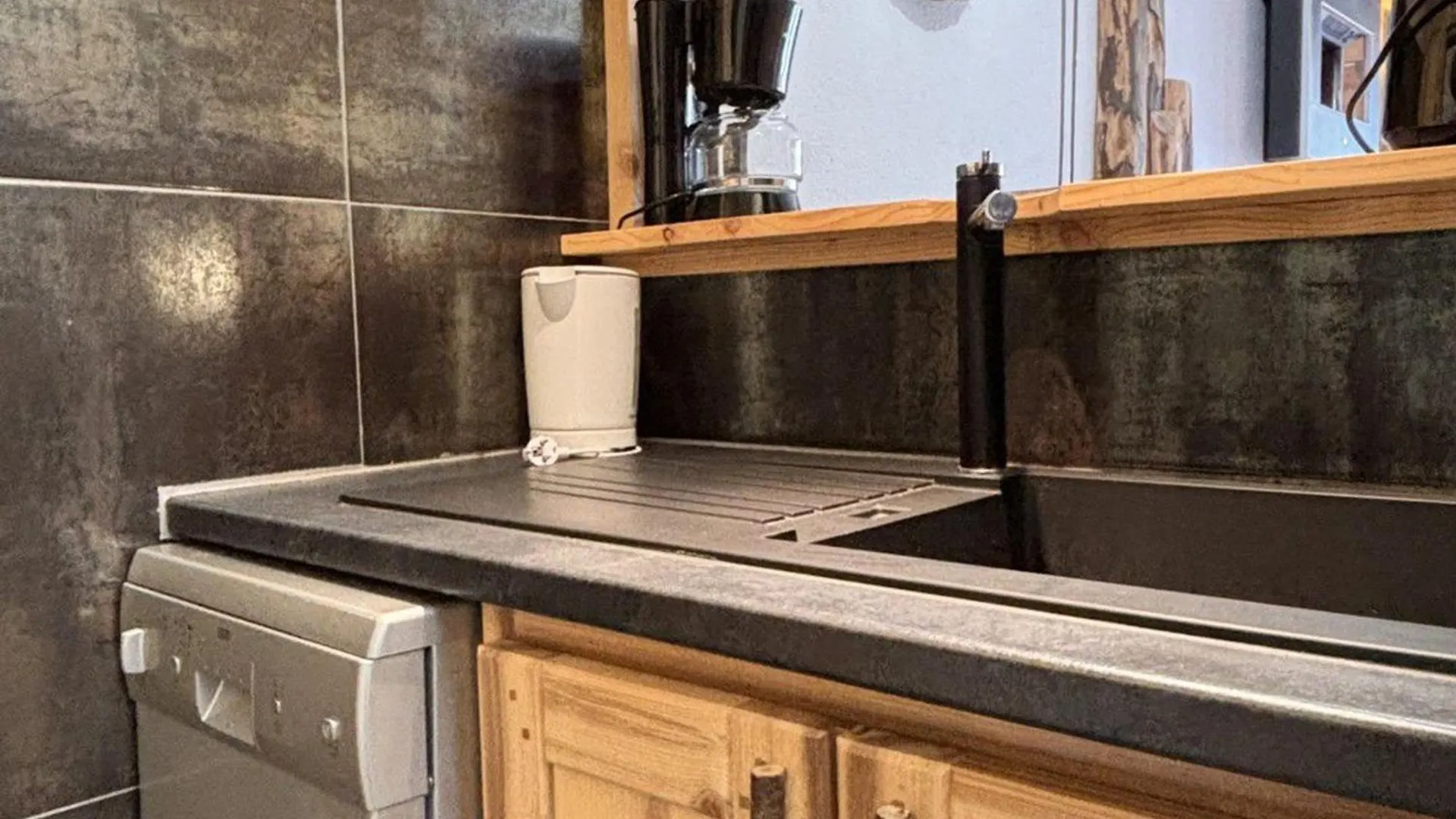 Appartement Renove 2 Pieces, Acces Direct Aux Pistes Et Proche Centre Station - Fr-1-634-75 مورزين 0*,  فرنسا